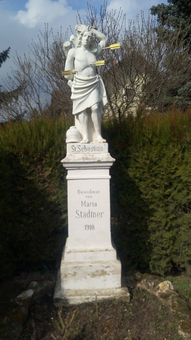 Die 1910 von Maria Städtner gestiftete neue Sebastiani-Statue